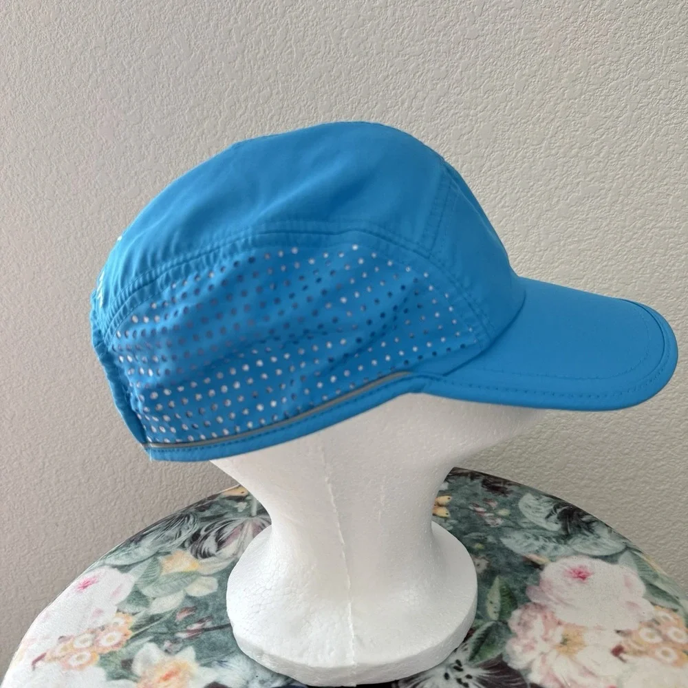 Hoka One One Flexible Adjustable Running Hat Blue EUC